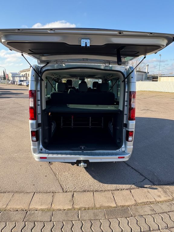 Leasing di Renault Trafic Kombi L2H1 9-Sitzer Schiebetür beidseitig Renault Trafic Kombi L2H1 9-Sitzer Schiebetür beidseitig: foto 10 Leasing di Renault Trafic Kombi L2H1 9-Sitzer Schiebetür beidseitig Renault Trafic Kombi L2H1 9-Sitzer Schiebetür beidseitig: foto 10