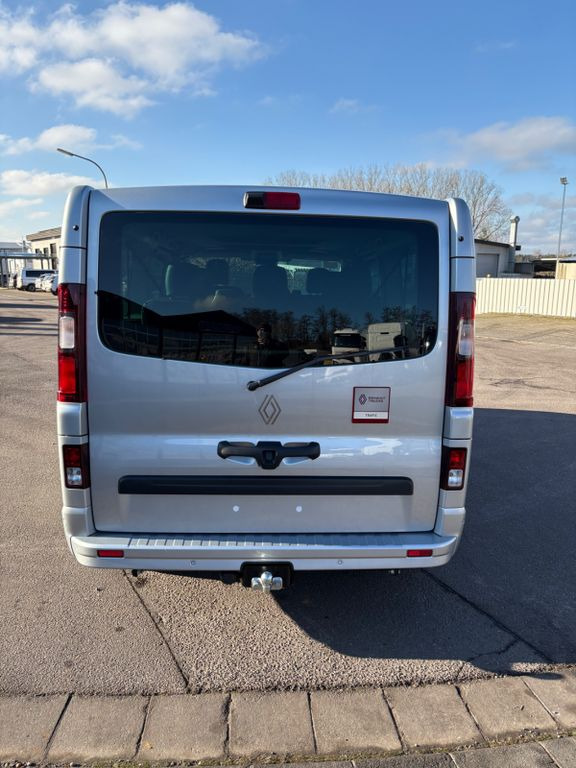 Leasing di Renault Trafic Kombi L2H1 9-Sitzer Schiebetür beidseitig Renault Trafic Kombi L2H1 9-Sitzer Schiebetür beidseitig: foto 6 Leasing di Renault Trafic Kombi L2H1 9-Sitzer Schiebetür beidseitig Renault Trafic Kombi L2H1 9-Sitzer Schiebetür beidseitig: foto 6