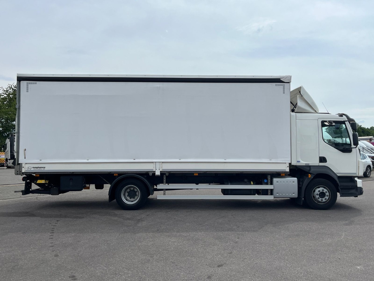 Volvo FL 14.245 Junghanns Schiebeplane LBW - Camion centinato: foto 4 Volvo FL 14.245 Junghanns Schiebeplane LBW - Camion centinato: foto 4