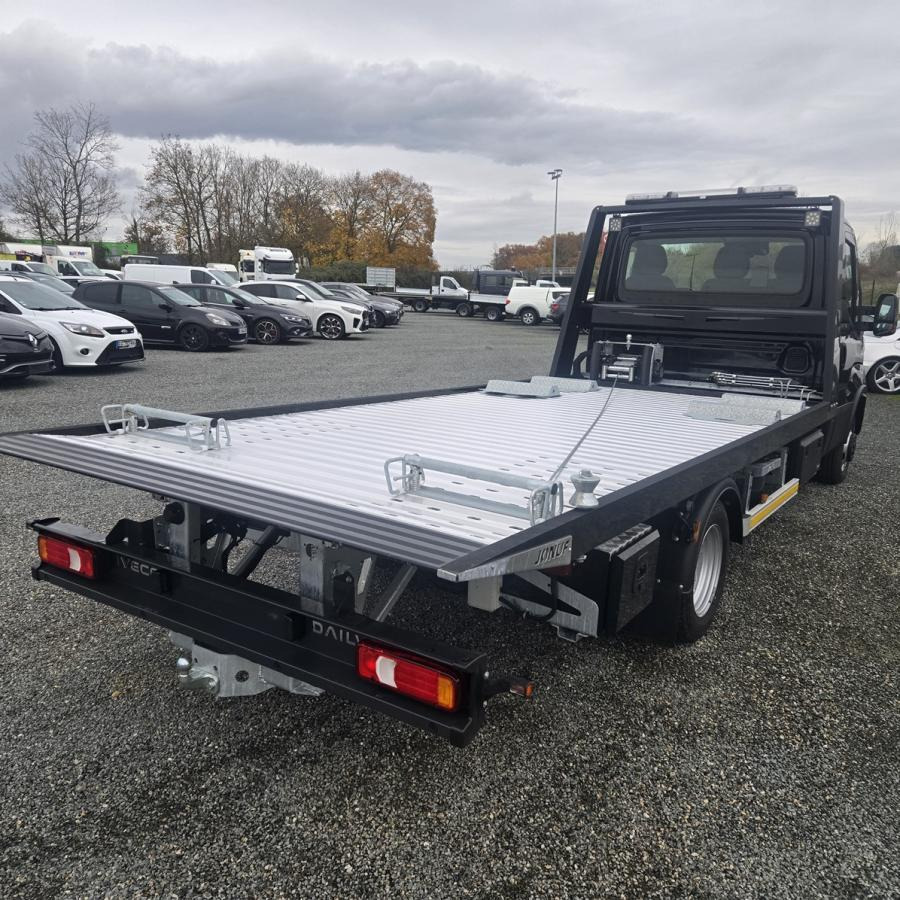 Iveco Daily 35C18 - Carro attrezzi: foto 3 Iveco Daily 35C18 - Carro attrezzi: foto 3
