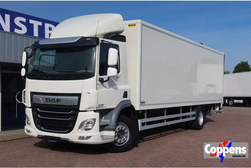 DAF CF 290 FA Bak + klep Dhollandia 2000 KG - Autocarro furgonato: foto 1 DAF CF 290 FA Bak + klep Dhollandia 2000 KG - Autocarro furgonato: foto 1