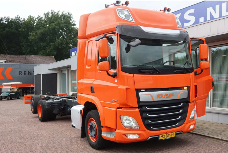 Autocarro telaio DAF CF 450 Chassis Cabine Slaap Cabine 2x Bed: foto 7 Autocarro telaio DAF CF 450 Chassis Cabine Slaap Cabine 2x Bed: foto 7
