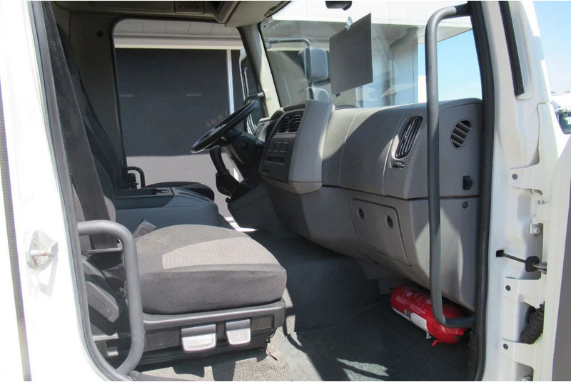 Camion centinato DAF LF 250 250 bak + klep + schuifzeil E6: foto 7