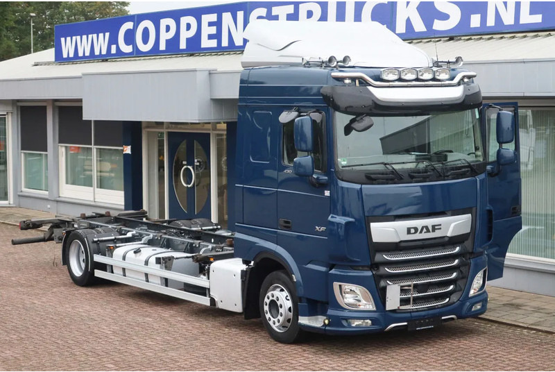DAF XF 430 430 FA 4x2 BDF/Chassiscabine Wisselbare opbouw - Autocarro telaio: foto 2 DAF XF 430 430 FA 4x2 BDF/Chassiscabine Wisselbare opbouw - Autocarro telaio: foto 2