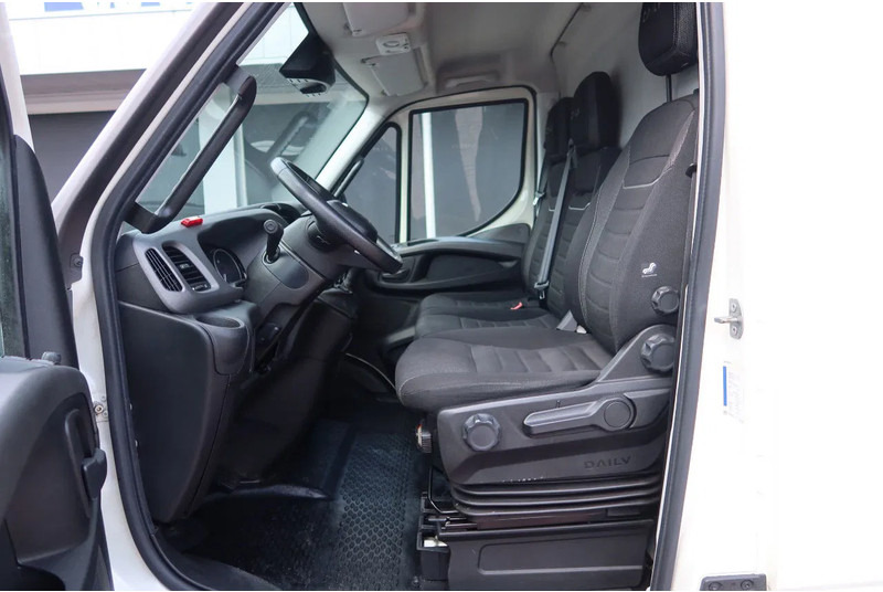 Iveco 70-C 18 Automaat L3H3 C RIJBEWIJS - Furgone chiuso: foto 5 Iveco 70-C 18 Automaat L3H3 C RIJBEWIJS - Furgone chiuso: foto 5