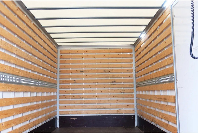 Iveco Daily 35S14 Bak + Klep - Furgone box: foto 4 Iveco Daily 35S14 Bak + Klep - Furgone box: foto 4