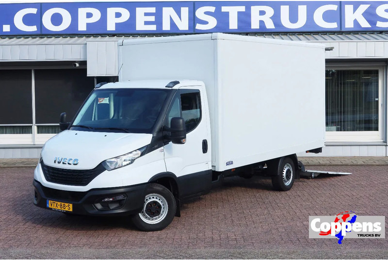 Iveco Daily 35S16 Bakwagen + Laadklep 750kg - Furgone box: foto 1 Iveco Daily 35S16 Bakwagen + Laadklep 750kg - Furgone box: foto 1
