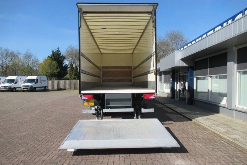 MAN TGM 15.250 Bak + klep E6 - Autocarro furgonato: foto 3 MAN TGM 15.250 Bak + klep E6 - Autocarro furgonato: foto 3