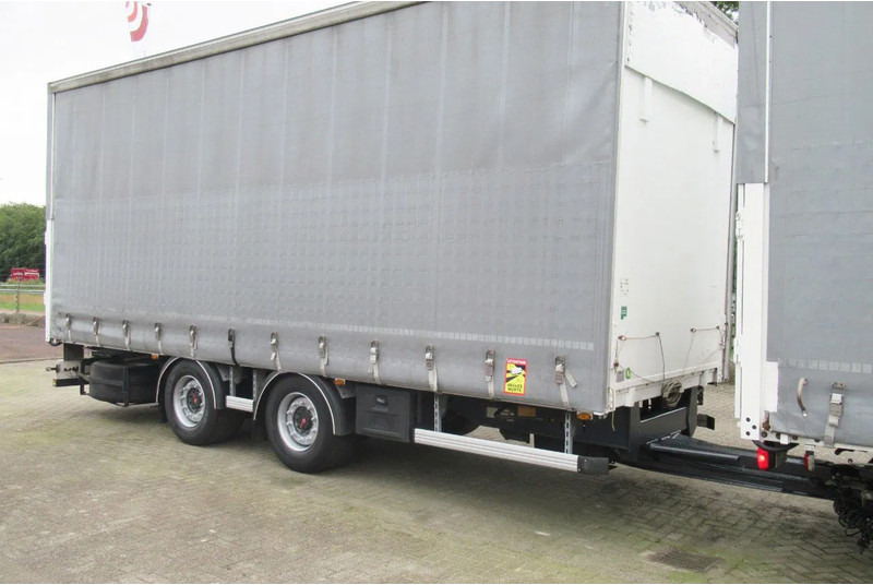 MAN TGX 26.480 6X2 Euro 6 - Autocarro furgonato: foto 4 MAN TGX 26.480 6X2 Euro 6 - Autocarro furgonato: foto 4