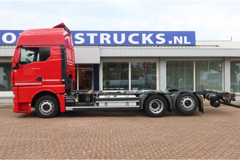 MAN TGX 26.510 GX 6X2 intarder - Autocarro portacontainer/ Caisse interchangeable: foto 3 MAN TGX 26.510 GX 6X2 intarder - Autocarro portacontainer/ Caisse interchangeable: foto 3