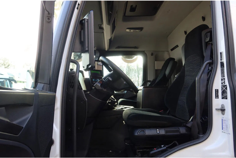 Mercedes-Benz Actros 1840 L Bkawagen+ BAR klep 2.000kg met Gesioleerde bak - Autocarro furgonato: foto 5 Mercedes-Benz Actros 1840 L Bkawagen+ BAR klep 2.000kg met Gesioleerde bak - Autocarro furgonato: foto 5