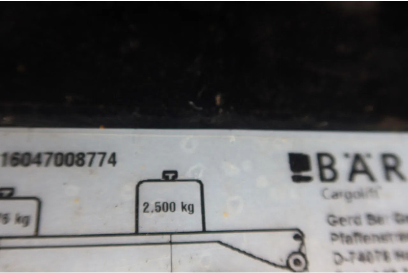 Autocarro furgonato Mercedes-Benz Antos 1924 LL Bakwagen + laadklep 2500 kg: foto 9 Autocarro furgonato Mercedes-Benz Antos 1924 LL Bakwagen + laadklep 2500 kg: foto 9