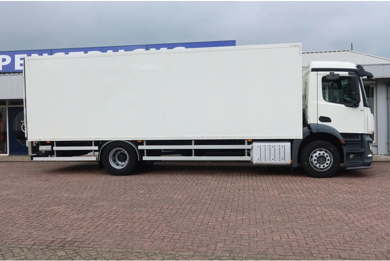 Autocarro furgonato Mercedes-Benz Antos 1924 LL Bakwagen + laadklep 2500 kg: foto 8 Autocarro furgonato Mercedes-Benz Antos 1924 LL Bakwagen + laadklep 2500 kg: foto 8