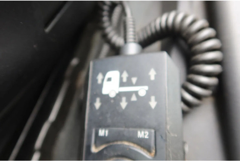 Autocarro furgonato Mercedes-Benz Antos 1924 LL Bakwagen + laadklep 2500 kg: foto 16 Autocarro furgonato Mercedes-Benz Antos 1924 LL Bakwagen + laadklep 2500 kg: foto 16