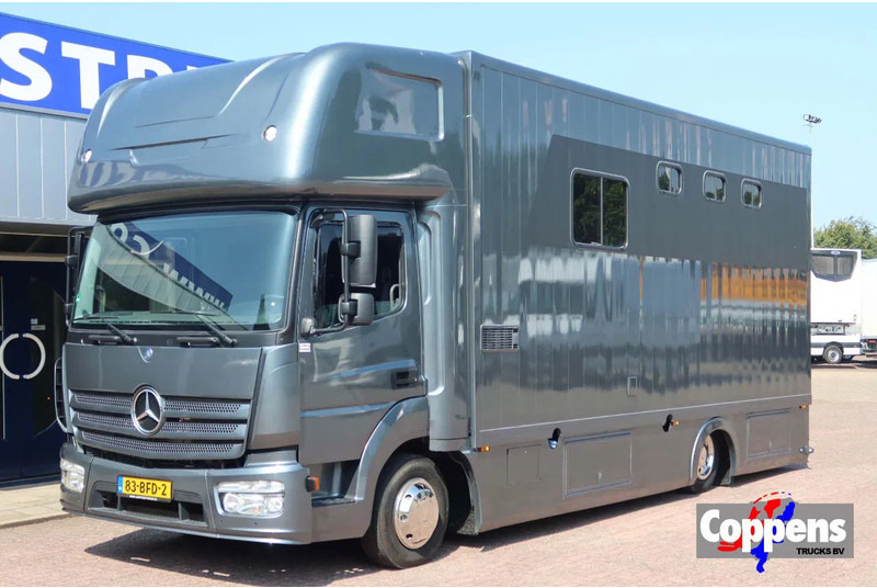 Mercedes-Benz Atego 816 L 3 Paarden/4 Ponies Nieuwe APK + nieuwe accu. - Van trasporto cavalli: foto 1 Mercedes-Benz Atego 816 L 3 Paarden/4 Ponies Nieuwe APK + nieuwe accu. - Van trasporto cavalli: foto 1