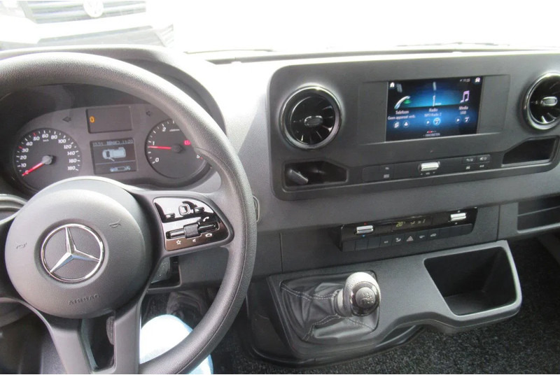 Mercedes-Benz Sprinter 317 CDI Koel / Vries/ verwarmen Carrier Xarios 350 + 220 volt nacht stekkerL2/H2 - Furgone frigo: foto 5 Mercedes-Benz Sprinter 317 CDI Koel / Vries/ verwarmen Carrier Xarios 350 + 220 volt nacht stekkerL2/H2 - Furgone frigo: foto 5