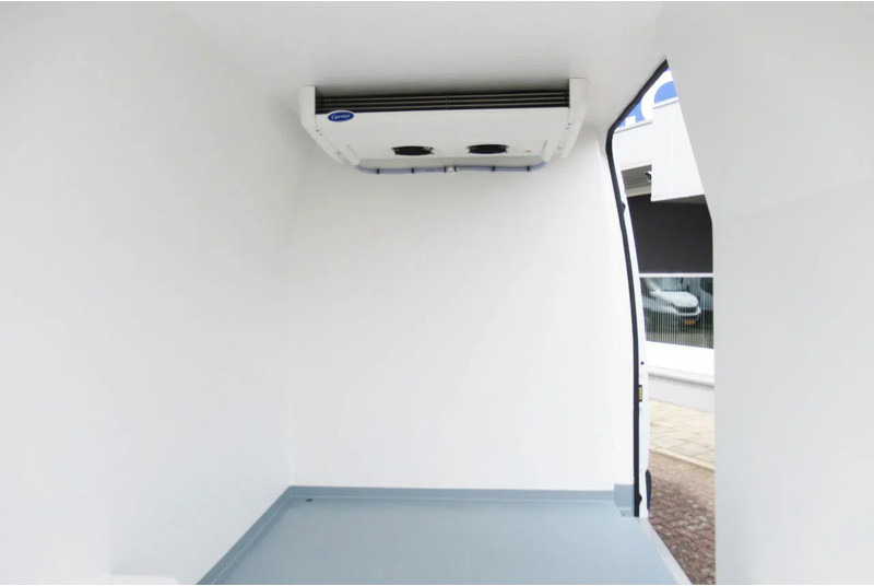 Mercedes-Benz Sprinter 317 CDI Koel / Vries/ verwarmen Carrier Xarios 350 + 220 volt nacht stekkerL2/H2 - Furgone frigo: foto 4 Mercedes-Benz Sprinter 317 CDI Koel / Vries/ verwarmen Carrier Xarios 350 + 220 volt nacht stekkerL2/H2 - Furgone frigo: foto 4
