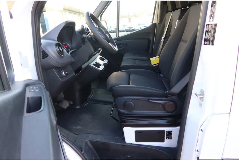 Mercedes-Benz Sprinter 317 CDI L3/H2 Automaat - Furgone chiuso: foto 5 Mercedes-Benz Sprinter 317 CDI L3/H2 Automaat - Furgone chiuso: foto 5