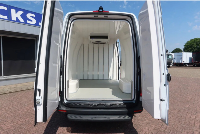 Mercedes-Benz Sprinter 317 Koel/Vries L2/H2 220 Volt stekker - Furgone frigo: foto 4 Mercedes-Benz Sprinter 317 Koel/Vries L2/H2 220 Volt stekker - Furgone frigo: foto 4