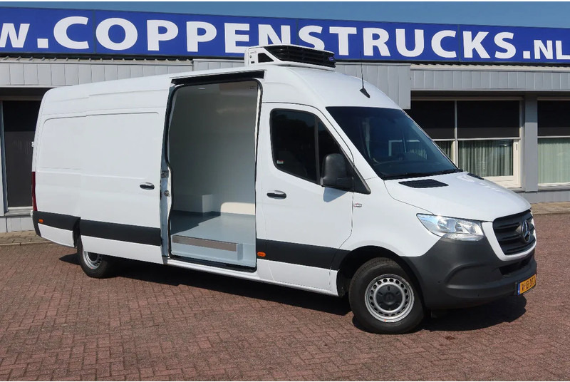 Mercedes-Benz Sprinter 317 Koel/Vries/Verwarmen met nachtaansluiting 220 volt. AUTOMAAT! - Furgone frigo: foto 2 Mercedes-Benz Sprinter 317 Koel/Vries/Verwarmen met nachtaansluiting 220 volt. AUTOMAAT! - Furgone frigo: foto 2