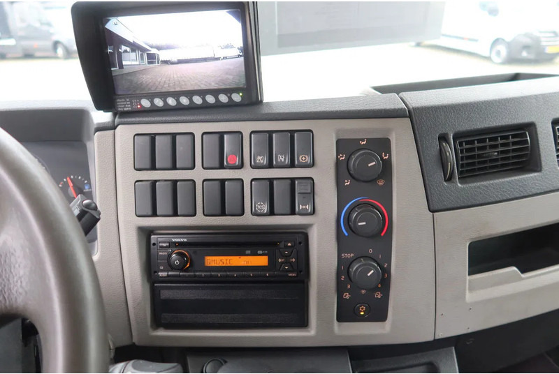 Autocarro furgonato Volvo FL 250 Bak + Klep E6: foto 7