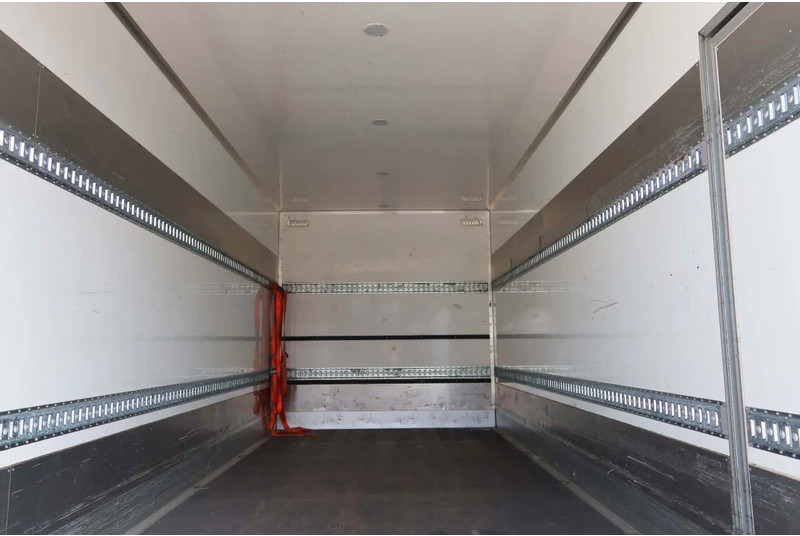 Volvo FL 250 FL 250 Bakwagen + Klep 2.000 kg Euro 6 - Autocarro furgonato: foto 4 Volvo FL 250 FL 250 Bakwagen + Klep 2.000 kg Euro 6 - Autocarro furgonato: foto 4