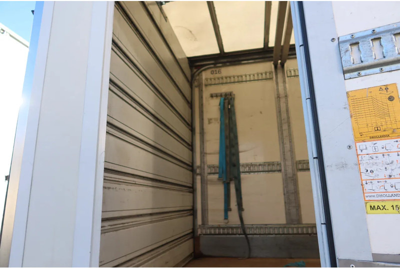 Volvo FM 420 6x2 Bak + Dhollandia klep 1500 kg + Aanhanger 94-WS-TS - Autocarro furgonato: foto 4 Volvo FM 420 6x2 Bak + Dhollandia klep 1500 kg + Aanhanger 94-WS-TS - Autocarro furgonato: foto 4