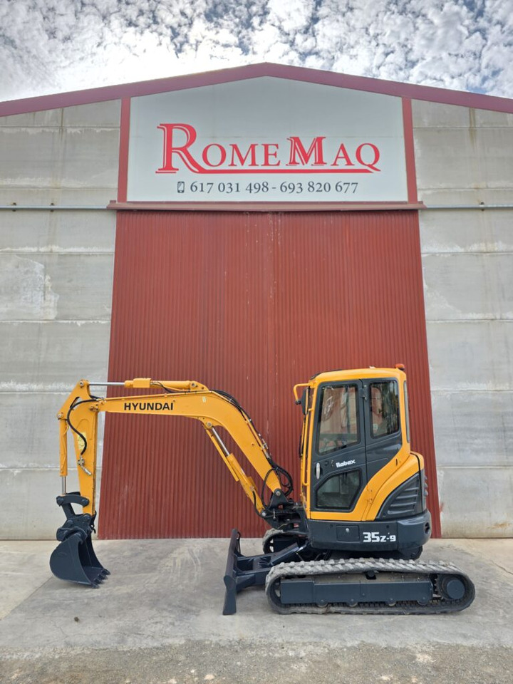 HYUNDAI ROBEX 35Z-9 - Miniescavatore: foto 1 HYUNDAI ROBEX 35Z-9 - Miniescavatore: foto 1