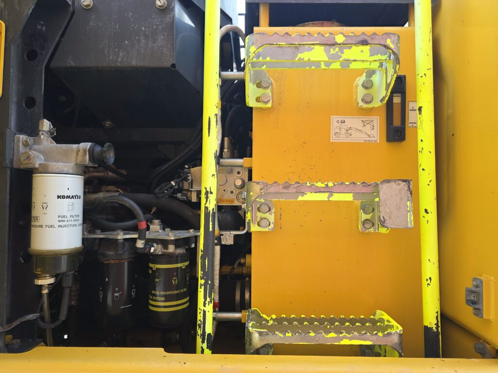 Leasing di  KOMATSU PW148-11 KOMATSU PW148-11: foto 6