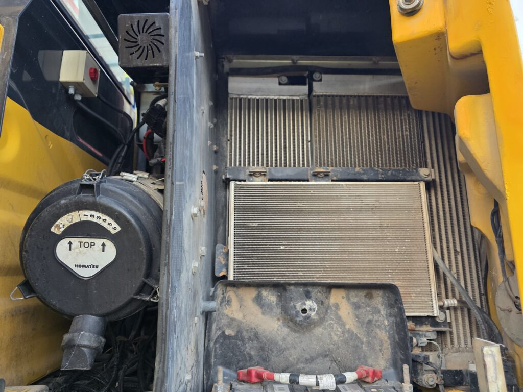 Leasing di  KOMATSU PW148-11 KOMATSU PW148-11: foto 7