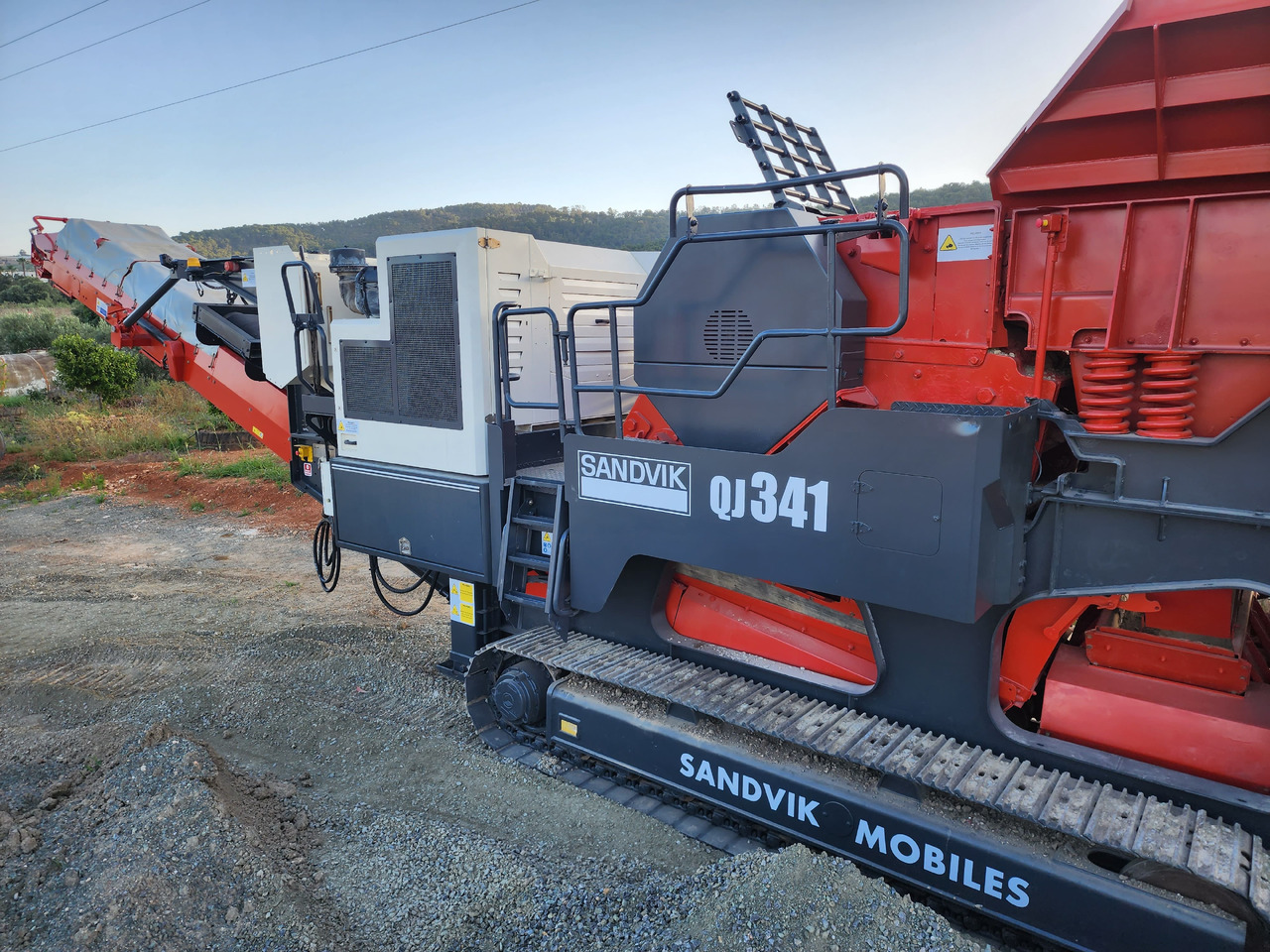 SANDVIK QJ341 - Frantoio a mascelle: foto 4 SANDVIK QJ341 - Frantoio a mascelle: foto 4