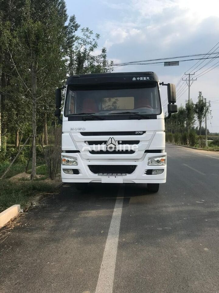 Sinotruk HOWO TRACTOR - Trattore stradale: foto 1 Sinotruk HOWO TRACTOR - Trattore stradale: foto 1