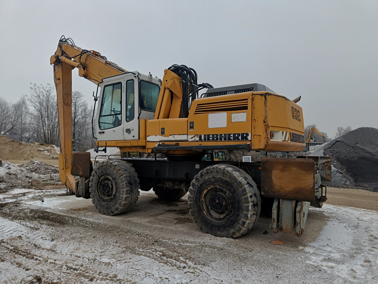 LIEBHERR A 932 Litronic - Escavatore per movimentazione: foto 4 LIEBHERR A 932 Litronic - Escavatore per movimentazione: foto 4
