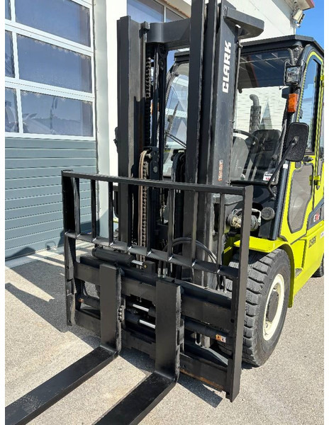Clark C 50 SD Dieselstapler 5000kg, 4500mm, Triplex - Carrello elevatore diesel: foto 5 Clark C 50 SD Dieselstapler 5000kg, 4500mm, Triplex - Carrello elevatore diesel: foto 5
