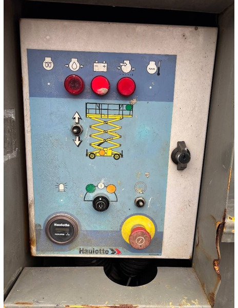 Haulotte H 15 SX - 15m Diesel Scherenarbeitsbühne - Piattaforma a pantografo: foto 5 Haulotte H 15 SX - 15m Diesel Scherenarbeitsbühne - Piattaforma a pantografo: foto 5