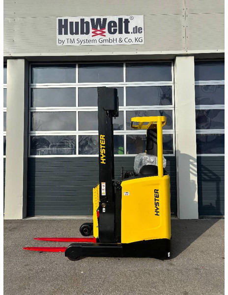 Hyster R 1.2 E Schubmaststapler, 1200kg - Carrello retrattile: foto 1 Hyster R 1.2 E Schubmaststapler, 1200kg - Carrello retrattile: foto 1