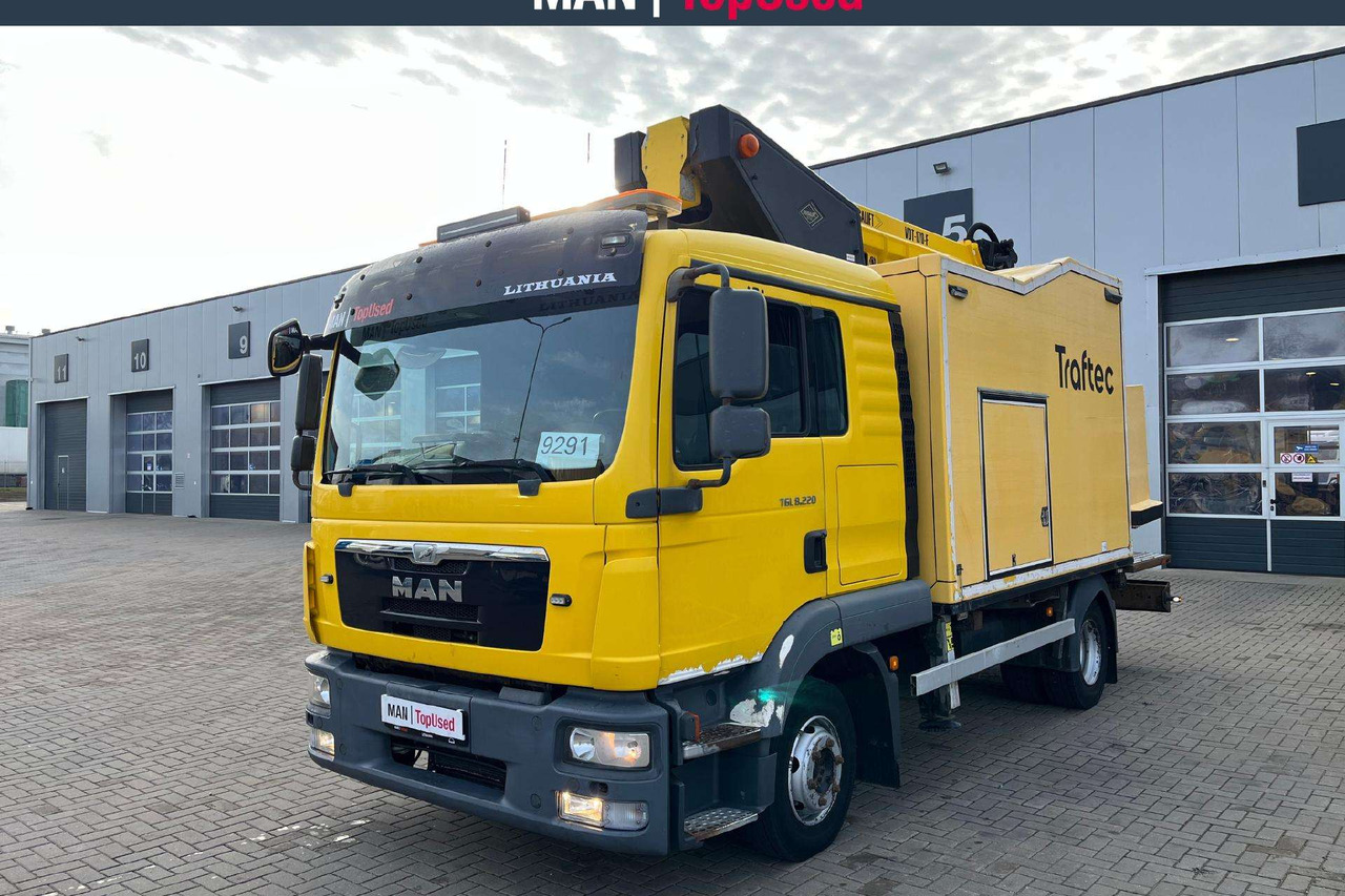 MAN 8.220 4X2 bokštelis(9291) - Camion con gru: foto 1 MAN 8.220 4X2 bokštelis(9291) - Camion con gru: foto 1