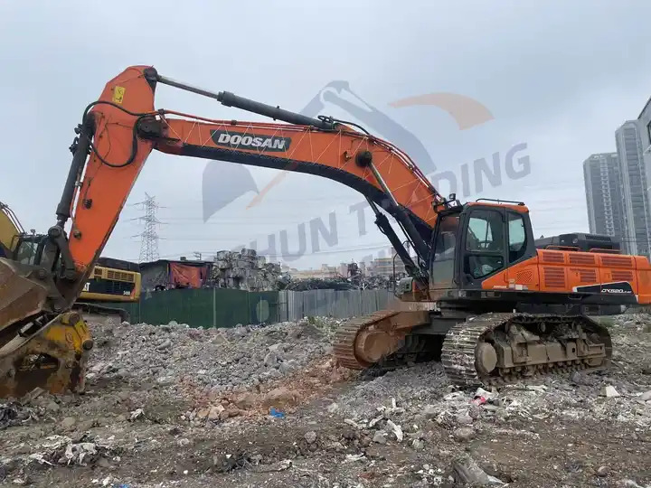 52 ton large mining used doosan dx520lc excavator 520 hydraulic crawler escavadeira dx520 - Escavatore: foto 5 52 ton large mining used doosan dx520lc excavator 520 hydraulic crawler escavadeira dx520 - Escavatore: foto 5