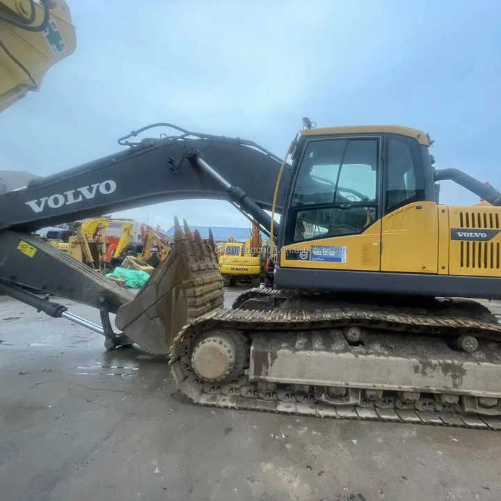 90% new and low hours 48 ton VOLVO EC480D used excavator for sale cheap hot sale Used VOLVO EC480D second hand excavator - Escavatore cingolato: foto 1 90% new and low hours 48 ton VOLVO EC480D used excavator for sale cheap hot sale Used VOLVO EC480D second hand excavator - Escavatore cingolato: foto 1