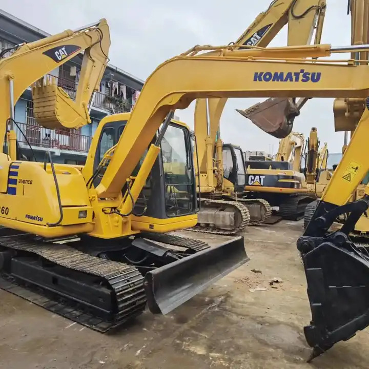 Best-selling Original Japan Small-scale Used Digger Excellent Condition Second Hand Komatsu Pc60-7 Crawler Excavator - Escavatore cingolato: foto 1 Best-selling Original Japan Small-scale Used Digger Excellent Condition Second Hand Komatsu Pc60-7 Crawler Excavator - Escavatore cingolato: foto 1