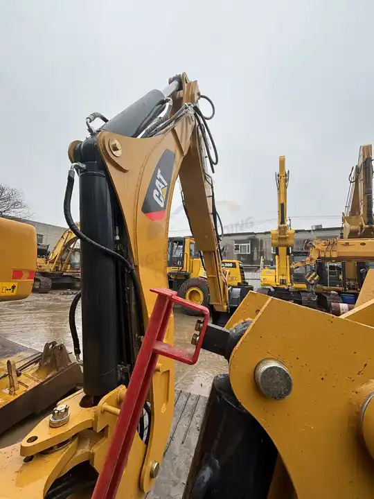 Terna Cheap Price 420f2 Used Backhoe Loader Used Backhoes Cat 420f2 Tractor Backhoe Loader with good working condition on Sale: foto 6