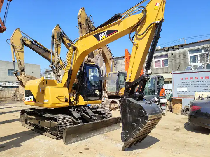 Cheap Price Second Hand Cat 312c Excavator Original Japan Used Cat 312 C Excavator In Good Condition ready to supply - Escavatore cingolato: foto 5 Cheap Price Second Hand Cat 312c Excavator Original Japan Used Cat 312 C Excavator In Good Condition ready to supply - Escavatore cingolato: foto 5