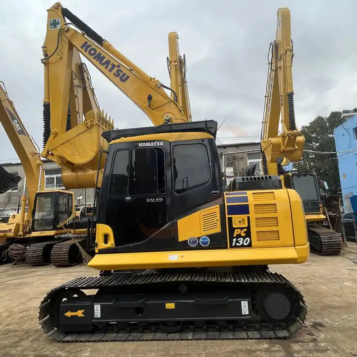 GOOD CONDITION 90% New japan original low hourS used Komatsu PC130-7 excavator for hot sale WITH free shipping - Escavatore cingolato: foto 2 GOOD CONDITION 90% New japan original low hourS used Komatsu PC130-7 excavator for hot sale WITH free shipping - Escavatore cingolato: foto 2