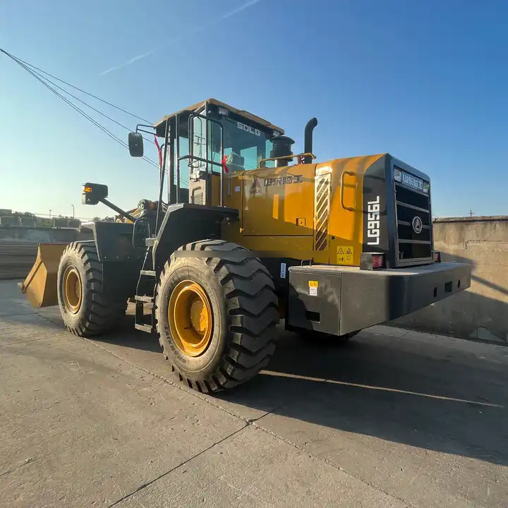 Good Condition SDLG Wheel Loader Used SDLG 956 Loader with good condition and powerful capacity at Cheap Price For Sale - Pala gommata: foto 1 Good Condition SDLG Wheel Loader Used SDLG 956 Loader with good condition and powerful capacity at Cheap Price For Sale - Pala gommata: foto 1