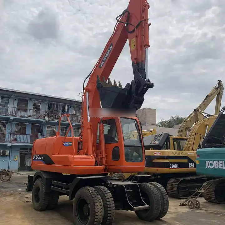High Efficient Used Excavator Doosan 150w-7 For Sale Second Hand Good Quality DH150W Excavator with Good Condition - Escavatore cingolato: foto 1 High Efficient Used Excavator Doosan 150w-7 For Sale Second Hand Good Quality DH150W Excavator with Good Condition - Escavatore cingolato: foto 1