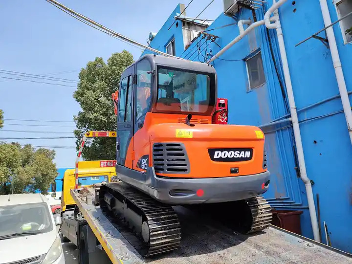 High Quality Hot Sale Used 6t Mini Excavator Original Korea Doosan Used Excavators Doosan Dx60 With Good Performance - Escavatore cingolato: foto 4 High Quality Hot Sale Used 6t Mini Excavator Original Korea Doosan Used Excavators Doosan Dx60 With Good Performance - Escavatore cingolato: foto 4