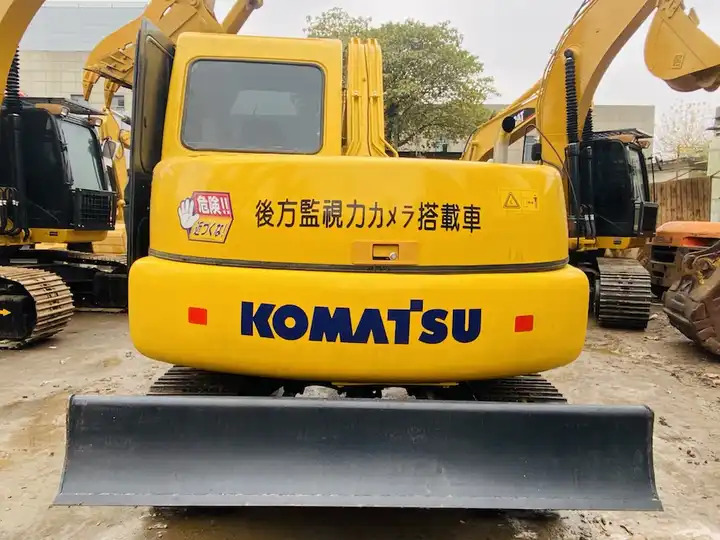 Hot sale Construction equipment Backhoe Used min excavator Komatsu PC60-7 japan hydraulic excavator PC60-7 - Escavatore cingolato: foto 4 Hot sale Construction equipment Backhoe Used min excavator Komatsu PC60-7 japan hydraulic excavator PC60-7 - Escavatore cingolato: foto 4