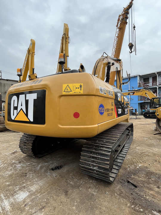Original japan Used CAT 320D 320D2 crawler excavator CAT 320 used excavators 20 tons excavator for sale - Escavatore cingolato: foto 3 Original japan Used CAT 320D 320D2 crawler excavator CAT 320 used excavators 20 tons excavator for sale - Escavatore cingolato: foto 3