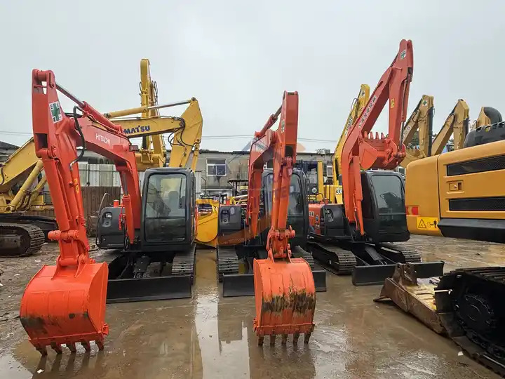 Second Hand Hitachi Zx70 Crawler Excavator Used 7 Ton Excavator Machine With Good Condition For Sale - Escavatore cingolato: foto 3 Second Hand Hitachi Zx70 Crawler Excavator Used 7 Ton Excavator Machine With Good Condition For Sale - Escavatore cingolato: foto 3