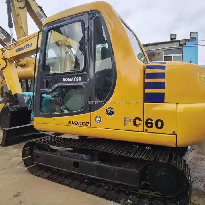 Second hand Komatsu PC60-7 excavator in good condition for sale - Escavatore cingolato: foto 1 Second hand Komatsu PC60-7 excavator in good condition for sale - Escavatore cingolato: foto 1
